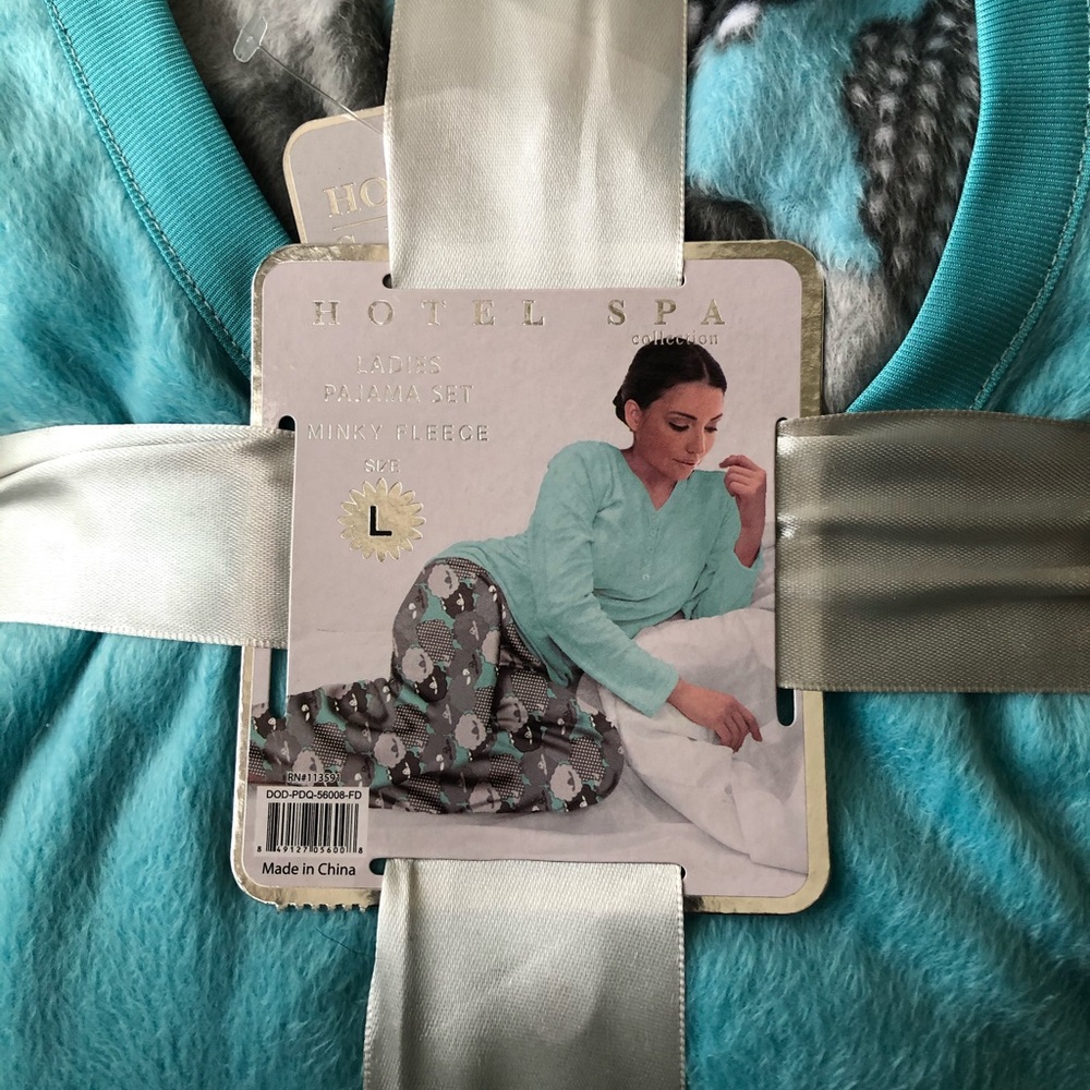 Ladies fleece pajama set